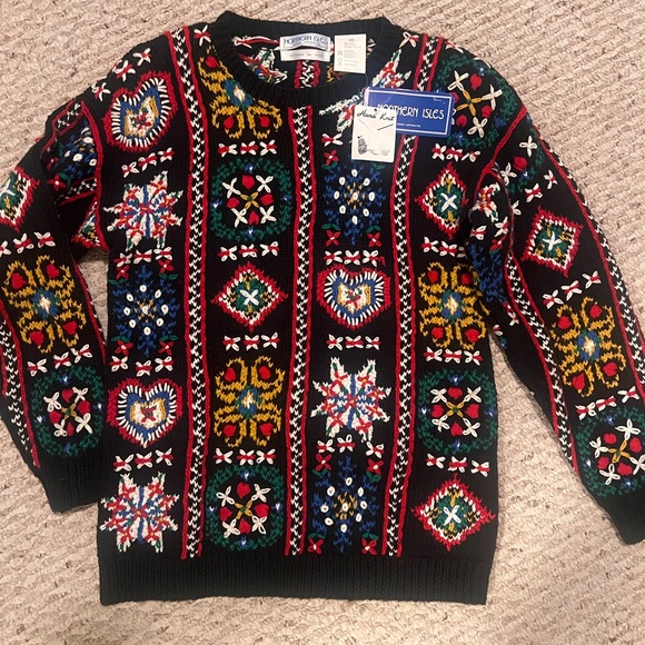 Northern Isles Sweaters - Vintage Northern Isles sweater
